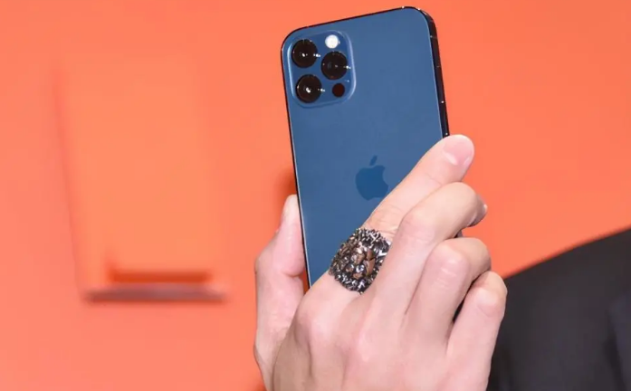 平邑苹果手机维修分享iPhone12系列重启方法教程 